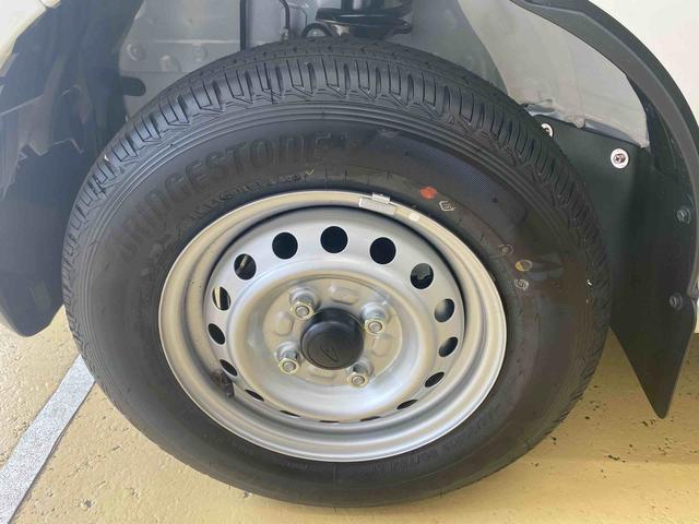 ハイゼットカーゴＤＸ　ラジオ　ＣＶＴ　パワーウィンドウ　保証付きまごころ保証（納車日から１年・走行距離無制限）　エアコン　パワーステアリング　パワーウィンドウ　ＡＢＳ　エアバッグ　キーレス　衝突被害軽減ブレーキ　ラジオ（静岡県）の中古車