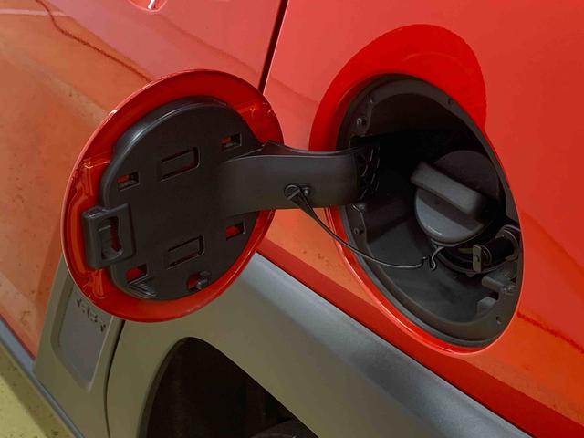 タフトGターボ ダーククロムベンチャー 電動パーキング 保証付きまごころ保証(納車日から1年・走行距離無制限) LEDヘッドライト LEDフォグランプ 電動パーキングブレーキ キーフリー スカイフィールトップ クルーズコントロール シートヒーター バックカメラ(静岡県)の中古車