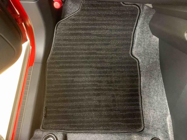 タフトGターボ ダーククロムベンチャー 電動パーキング 保証付きまごころ保証(納車日から1年・走行距離無制限) LEDヘッドライト LEDフォグランプ 電動パーキングブレーキ キーフリー スカイフィールトップ クルーズコントロール シートヒーター バックカメラ(静岡県)の中古車
