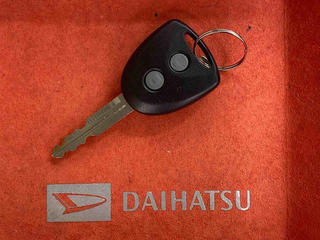 ムーヴＬ　ＳＡ　ＣＤ　電動ドアミラー　キーレス納車日から３ヵ月５，０００ｋｍ保証付き　ＣＤデッキ　ＡＢＳ　エアバッグ　パワステ　パワーウィンドウ　電動ドアミラー　キーレス（静岡県）の中古車