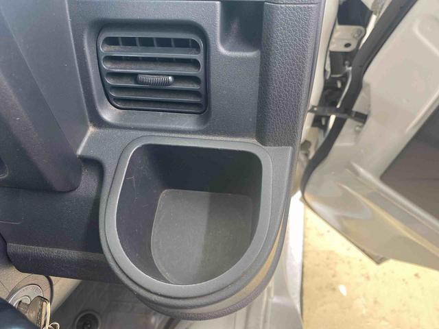 ハイゼットトラックスタンダード　ラジオ　タイヤ新品４ＷＤ　保証付き　記録簿　取扱説明書　ＡＴ　４速オートマ　エアコン　パワステ　エアバッグ　ＡＢＳ　ワンオーナー（静岡県）の中古車