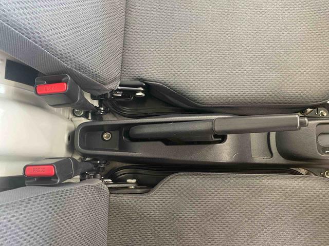 ハイゼットトラックスタンダード　ラジオ　タイヤ新品４ＷＤ　保証付き　記録簿　取扱説明書　ＡＴ　４速オートマ　エアコン　パワステ　エアバッグ　ＡＢＳ　ワンオーナー（静岡県）の中古車