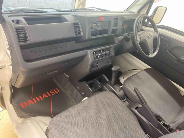 ハイゼットトラックスタンダード　ラジオ　タイヤ新品４ＷＤ　保証付き　記録簿　取扱説明書　ＡＴ　４速オートマ　エアコン　パワステ　エアバッグ　ＡＢＳ　ワンオーナー（静岡県）の中古車