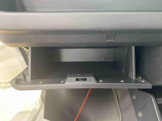 ハイゼットトラックスタンダード　ラジオ　タイヤ新品４ＷＤ　保証付き　記録簿　取扱説明書　ＡＴ　４速オートマ　エアコン　パワステ　エアバッグ　ＡＢＳ　ワンオーナー（静岡県）の中古車