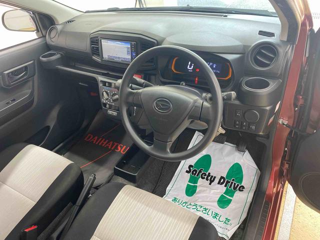 ミライースＬ　ＳＡIII　純正ナビ　バックカメラ　タイヤ新品まごころ保証（納車日から１年・走行距離無制限）付き　純正７インチナビ　バックカメラ　　エアコン　エアバッグ　ＡＢＳ　キーレス　※左側面キズ凹みあり（静岡県）の中古車