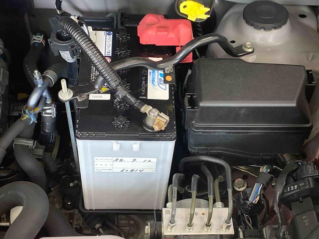 ミライースＬ　ＳＡIII　純正ナビ　バックカメラ　タイヤ新品まごころ保証（納車日から１年・走行距離無制限）付き　純正７インチナビ　バックカメラ　　エアコン　エアバッグ　ＡＢＳ　キーレス　※左側面キズ凹みあり（静岡県）の中古車
