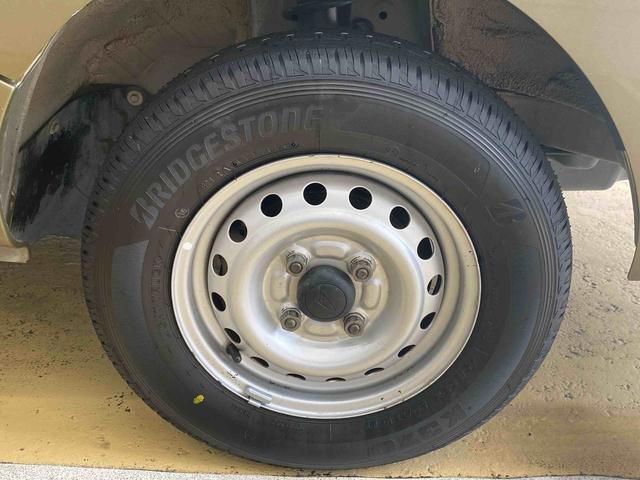 ハイゼットトラックハイルーフ 5MT車 タイヤ新品 保証付きまごころ保証(納車日から1年・走行距離無制限)付き ラジオ バッテリー新品 エアコンフィルター新品 ABS 運転席エアバッグ 5速マニュアル(静岡県)の中古車