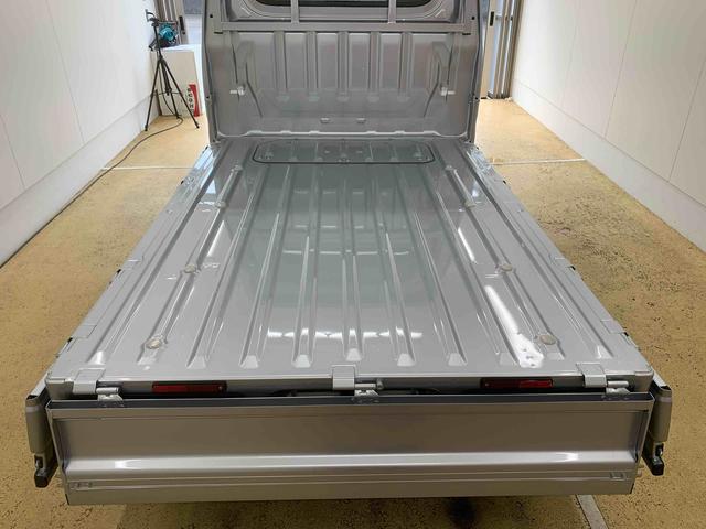 ハイゼットトラックスタンダード ラジオ 4WD 保証付きまごころ保証1年付き 記録簿 取扱説明書 CVT 衝突被害軽減システム オートマチックハイビーム レーンアシスト 禁煙車 ワンオーナー エアコン パワーステアリング エアバッグ ABS(静岡県)の中古車