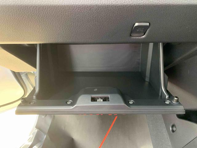 ハイゼットトラックスタンダード ラジオ 4WD 保証付きまごころ保証1年付き 記録簿 取扱説明書 CVT 衝突被害軽減システム オートマチックハイビーム レーンアシスト 禁煙車 ワンオーナー エアコン パワーステアリング エアバッグ ABS(静岡県)の中古車