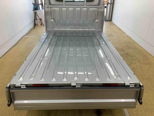 ハイゼットトラックスタンダード 4WD 5速MT エアコン ラジオまごころ保証(納車日から1年・走行距離無制限)付き 4WD 5速マニュアル エアコン パワステ ABS エアバッグ 衝突被害軽減ブレーキ オートライト ラジオ(静岡県)の中古車