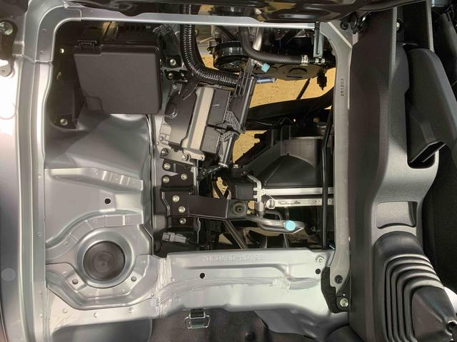 ハイゼットトラックスタンダード 4WD 5速MT エアコン ラジオまごころ保証(納車日から1年・走行距離無制限)付き 4WD 5速マニュアル エアコン パワステ ABS エアバッグ 衝突被害軽減ブレーキ オートライト ラジオ(静岡県)の中古車