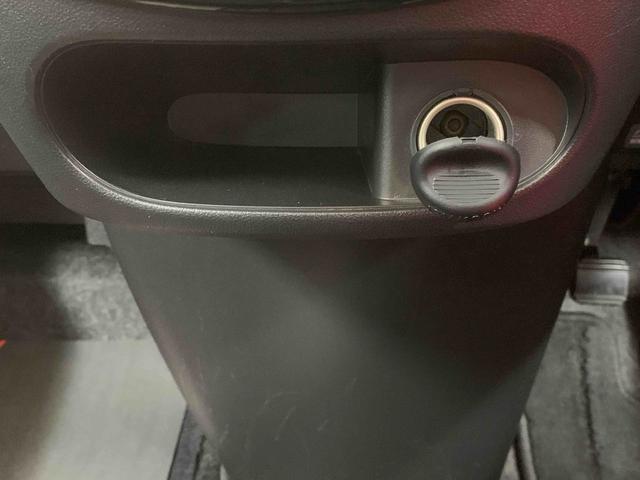 タントカスタムＸ　ＳＡ　純正ナビ　バックカメラ　タイヤ新品納車日から３ヵ月５，０００ｋｍ保証付き　純正７インチナビ　バックカメラ　オートエアコン　エアバッグ　アルミホイール　キーフリー　電動格納ドアミラー　両側電動スライドドア（静岡県）の中古車