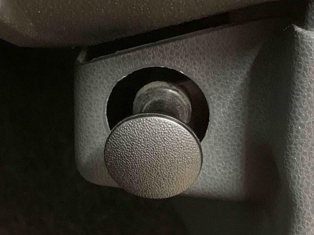 タントカスタムＸ　ＳＡ　純正ナビ　バックカメラ　タイヤ新品納車日から３ヵ月５，０００ｋｍ保証付き　純正７インチナビ　バックカメラ　オートエアコン　エアバッグ　アルミホイール　キーフリー　電動格納ドアミラー　両側電動スライドドア（静岡県）の中古車