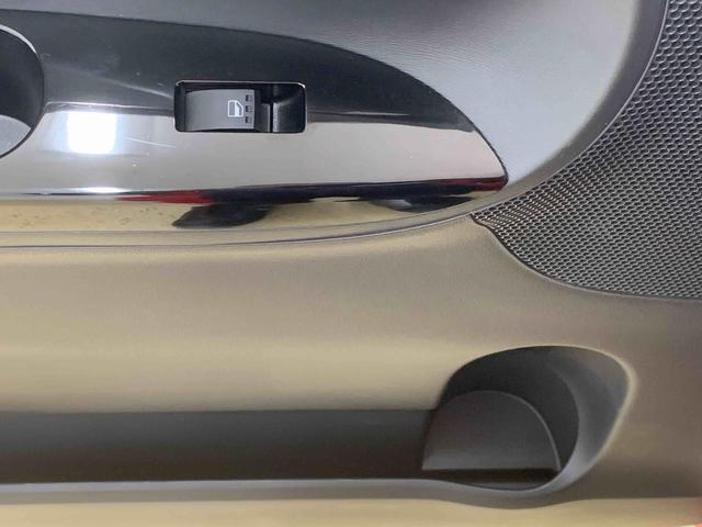 タントカスタムＸ　ＳＡ　純正ナビ　バックカメラ　タイヤ新品納車日から３ヵ月５，０００ｋｍ保証付き　純正７インチナビ　バックカメラ　オートエアコン　エアバッグ　アルミホイール　キーフリー　電動格納ドアミラー　両側電動スライドドア（静岡県）の中古車