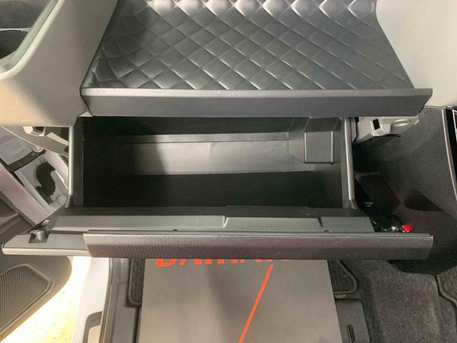 タントカスタムＲＳセレクション　純正９インチナビ　バックカメラまごころ保証（納車日から１年・走行距離無制限）付き　純正９インチナビ　バックカメラ　ＥＴＣ　ドラレコ　キーフリー　オートエアコン　ターボ　シートヒーター　両側電動スライドドア　純正シートカバー（静岡県）の中古車