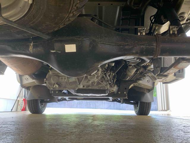 ハイゼットトラックスタンダードSAIIIt 4WD 4AT ラジオ タイヤ新品まごころ保証(納車日から1年・走行距離無制限)付き 4WD 4速オートマ ラジオ エアコン パワステ 運転席エアバッグ ABS 衝突被害軽減ブレーキ(静岡県)の中古車