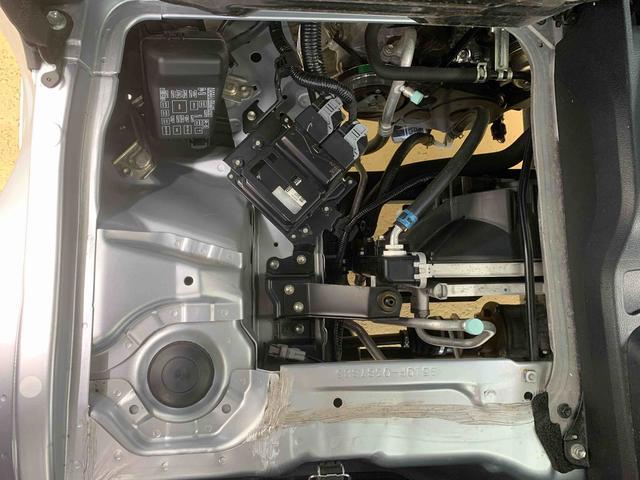 ハイゼットトラックスタンダードSAIIIt 4WD 4AT ラジオ タイヤ新品まごころ保証(納車日から1年・走行距離無制限)付き 4WD 4速オートマ ラジオ エアコン パワステ 運転席エアバッグ ABS 衝突被害軽減ブレーキ(静岡県)の中古車