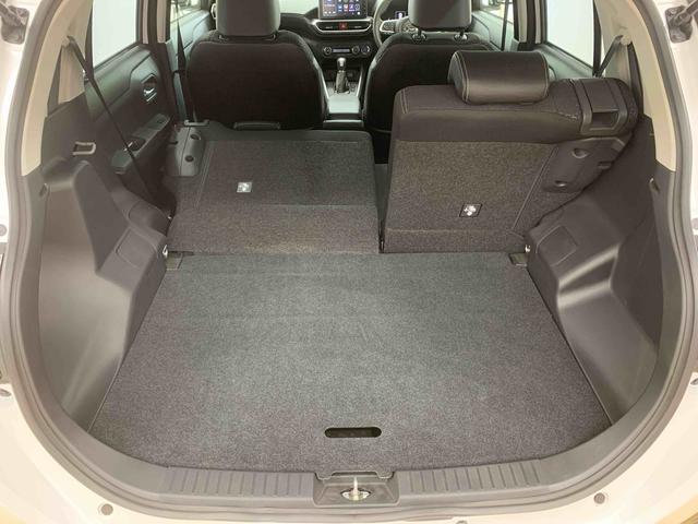 ロッキープレミアムG HEV 元当社社用車 9型ディスプレイまごころ保証(納車日から1年・走行距離無制限)付き 9インチスマホ連携ディスプレイオーディオ ハイブリッド車 オートエアコン シートヒーター クルーズコントロール 電動パーキング バックカメラ(静岡県)の中古車