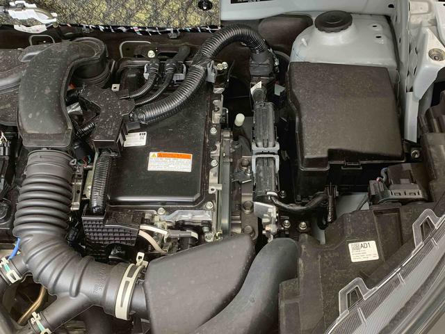 ロッキープレミアムG HEV 元当社社用車 9型ディスプレイまごころ保証(納車日から1年・走行距離無制限)付き 9インチスマホ連携ディスプレイオーディオ ハイブリッド車 オートエアコン シートヒーター クルーズコントロール 電動パーキング バックカメラ(静岡県)の中古車