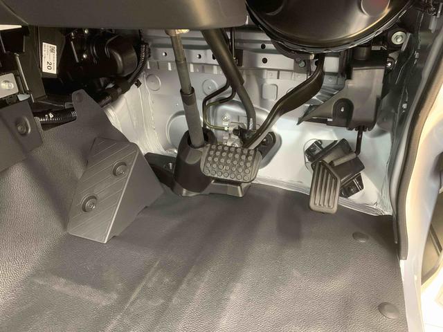ハイゼットトラックスタンダード　４ＷＤ　ラジオ　ＣＶＴ車　エアコン　パワステまごころ保証（納車日から１年・走行距離無制限）付き　４ＷＤ　ＣＶＴ　エアコン　パワステ　ＡＢＳ　運転席エアバッグ　ラジオ（静岡県）の中古車