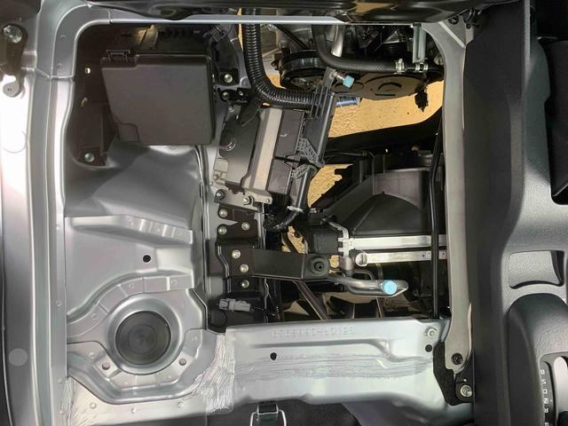 ハイゼットトラックスタンダード　４ＷＤ　ラジオ　ＣＶＴ車　エアコン　パワステまごころ保証（納車日から１年・走行距離無制限）付き　４ＷＤ　ＣＶＴ　エアコン　パワステ　ＡＢＳ　運転席エアバッグ　ラジオ（静岡県）の中古車