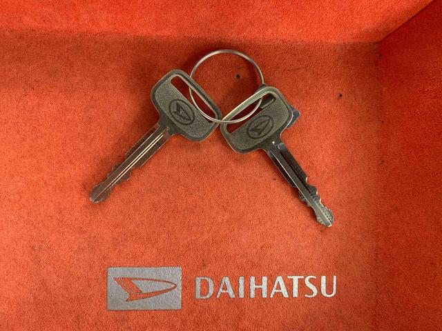 ハイゼットトラックスタンダード 4WD 5速マニュアル ラジオまごころ保証(納車日から1年・走行距離無制限)付き 4WD 5速マニュアル エアコン パワステ ABS 運転席エアバッグ(静岡県)の中古車
