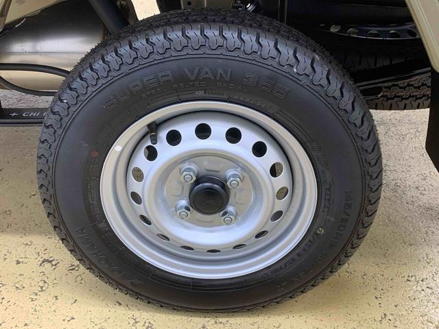 ハイゼットトラックスタンダード 4WD CVT ラジオ4WD まごころ保証1年付き 記録簿 取扱説明書 CVT まごころ保証(納車日から1年・走行距離無制限)付き エアコン パワステ ABS 運転席エアバッグ ラジオ 衝突被害軽減システム オートライト(静岡県)の中古車
