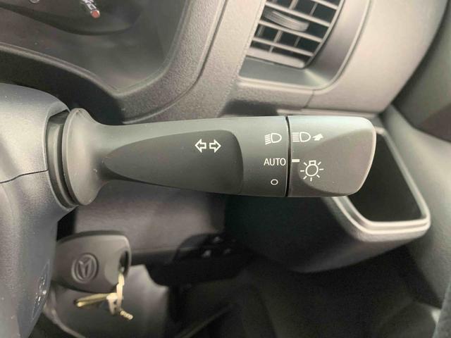 ハイゼットカーゴDX ラジオまごころ保証1年付き 記録簿 取扱説明書 CVT 禁煙車 ワンオーナー エアバッグ エアコン パワーステアリング パワーウィンドウ ABS(静岡県)の中古車