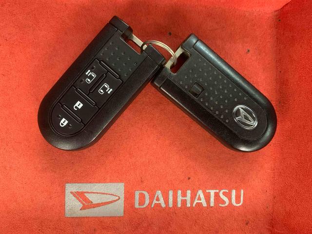 タントカスタムRS トップエディションSAIII 8インチナビまごころ保証(納車日から1年・走行距離無制限)付き 純正8インチナビ 後席モニター ETC バックカメラ ターボ オートエアコン シートヒーター キーフリー 15インチアルミホイール(静岡県)の中古車