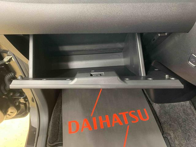 タントカスタムRS トップエディションSAIII 8インチナビまごころ保証(納車日から1年・走行距離無制限)付き 純正8インチナビ 後席モニター ETC バックカメラ ターボ オートエアコン シートヒーター キーフリー 15インチアルミホイール(静岡県)の中古車