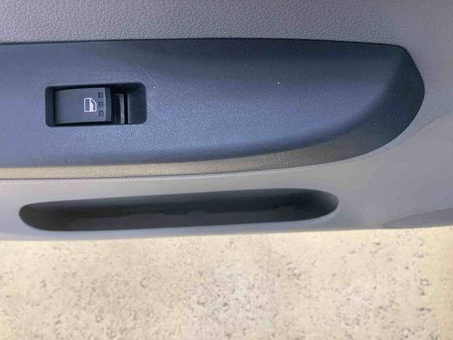 ミライースＬ　ＳＡ　純正ナビ　ドラレコ　ＥＴＣ　バックカメラ納車日から３ヵ月５，０００ｋｍ保証付き　純正７インチナビ　ドラレコ　ＥＴＣ　バックカメラ　タイヤ４本新品　キーレス　エアコン　パワステ　パワーウインドウ　ＡＢＳ（静岡県）の中古車
