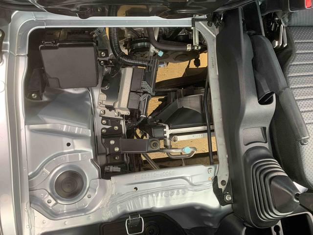 ハイゼットトラックスタンダード　５速マニュアル　※スマアシ非装着車　ラジオまごころ保証（納車日から１年・走行距離無制限）付き　５速マニュアル　エアコン　パワステ　ＡＢＳ　ラジオ　スマートアシスト非装着車　２ＷＤ（静岡県）の中古車