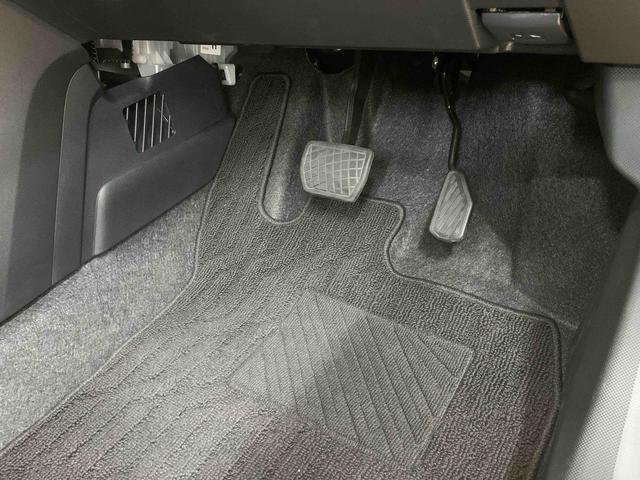 ロッキープレミアムＧ　ＨＥＶ　元社用車　９型ディスプレイバックカメラまごころ保証（納車日から１年・走行距離無制限）付き　９インチスマホ連携ディスプレイオーディオ　バックカメラ　シリーズ式ハイブリッド　オートエアコン　シートヒーター　電動パーキングブレーキ（静岡県）の中古車
