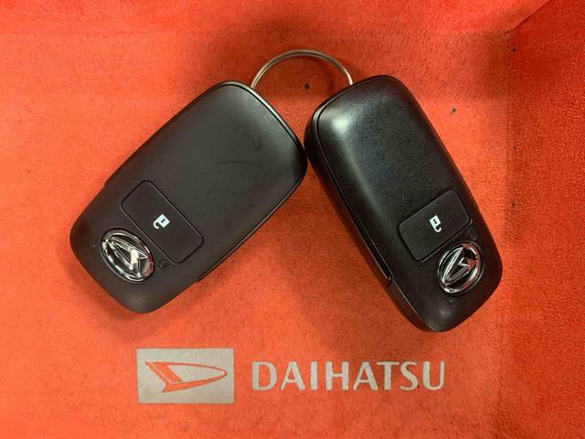 ロッキープレミアムＧ　ＨＥＶ　元社用車　９型ディスプレイバックカメラまごころ保証（納車日から１年・走行距離無制限）付き　９インチスマホ連携ディスプレイオーディオ　バックカメラ　シリーズ式ハイブリッド　オートエアコン　シートヒーター　電動パーキングブレーキ（静岡県）の中古車