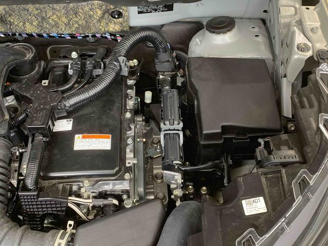 ロッキープレミアムＧ　ＨＥＶ　元社用車　９型ディスプレイバックカメラまごころ保証（納車日から１年・走行距離無制限）付き　９インチスマホ連携ディスプレイオーディオ　バックカメラ　シリーズ式ハイブリッド　オートエアコン　シートヒーター　電動パーキングブレーキ（静岡県）の中古車