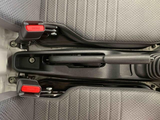 ハイゼットトラックスタンダードSAIIIt 4WD 5MT ETC エアコンまごころ保証(納車日から1年・走行距離無制限)付き 4WD 5速マニュアル ETC ラジオ 衝突被害軽減ブレーキ LEDヘッドライト 誤発進抑制制御機能(静岡県)の中古車
