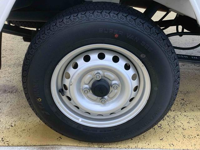 ハイゼットトラックスタンダードSAIIIt 4WD 5MT ETC エアコンまごころ保証(納車日から1年・走行距離無制限)付き 4WD 5速マニュアル ETC ラジオ 衝突被害軽減ブレーキ LEDヘッドライト 誤発進抑制制御機能(静岡県)の中古車