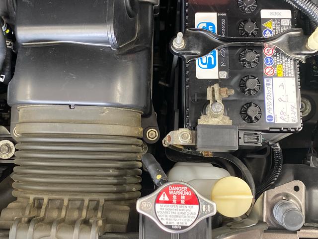 Ｎ−ＢＯＸカスタムＧ・Ｌターボホンダセンシング　タイヤ新品　保証付きバッテリー交換済　ナビ　バックカメラ　ＥＴＣ　Ｆバンパー割れ有り　左前修復有り（静岡県）の中古車