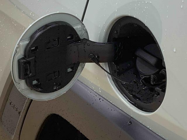 タフトGターボ ダーククロムベンチャー スカイフィールトップまごころ保証(納車日から1年・走行距離無制限)付き スカイフィールトップ オーディオレス 15インチアルミ オートエアコン シートヒーター LEDヘッドライト LEDフォグランプ(静岡県)の中古車