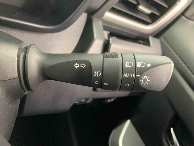 ルーミーカスタムＧ　９型ディスプレイオーディオ　バックカメラまごころ保証（納車日から１年・走行距離無制限）付き　９インチスマホ連携ディスプレイオーディオ　バックカメラ　タイヤ４本新品　衝突被害軽減ブレーキ　キーフリー　両側電動スライドドア（静岡県）の中古車