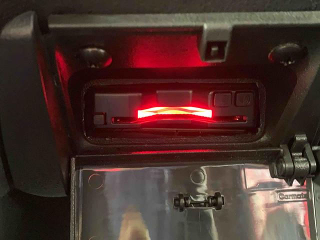Ｎ−ＢＯＸカスタムターボ　ホンダ純正ナビ　ＥＴＣ　バックカメラ　タイヤ４本新品まごころ保証（納車日から１年・走行距離無制限）付き　ホンダ純正ナビ　バックカメラ　ＥＴＣ　両側電動スライドドア　キーフリー　オートエアコン　クルーズコントロール　シートヒーター　電動パーキングブレーキ（静岡県）の中古車