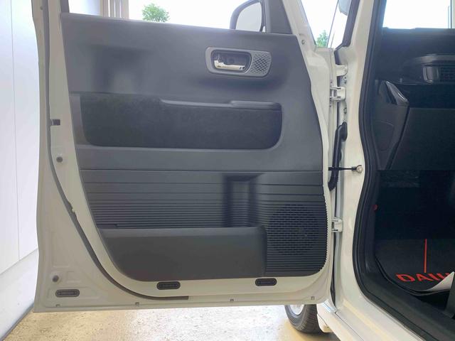 Ｎ−ＢＯＸカスタムターボ　ホンダ純正ナビ　ＥＴＣ　バックカメラ　タイヤ４本新品まごころ保証（納車日から１年・走行距離無制限）付き　ホンダ純正ナビ　バックカメラ　ＥＴＣ　両側電動スライドドア　キーフリー　オートエアコン　クルーズコントロール　シートヒーター　電動パーキングブレーキ（静岡県）の中古車