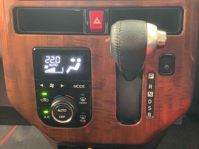 タンクカスタムＧ　Ｓ　トヨタ純正ナビ　バックカメラ　タイヤ４本新品まごころ保証（納車日から１年・走行距離無制限）付き　トヨタ純正ナビ　バックカメラ　キーフリー　オートエアコン　クルーズコントロール　衝突被害軽減ブレーキ　ＬＥＤヘッドライト（静岡県）の中古車