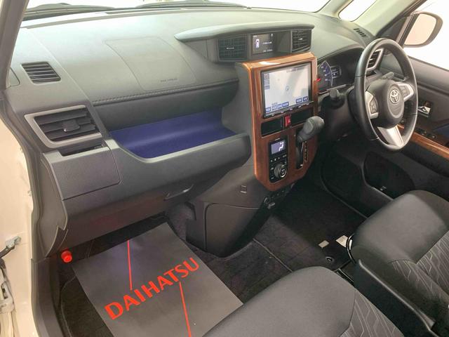 タンクカスタムＧ　Ｓ　トヨタ純正ナビ　バックカメラ　タイヤ４本新品まごころ保証（納車日から１年・走行距離無制限）付き　トヨタ純正ナビ　バックカメラ　キーフリー　オートエアコン　クルーズコントロール　衝突被害軽減ブレーキ　ＬＥＤヘッドライト（静岡県）の中古車