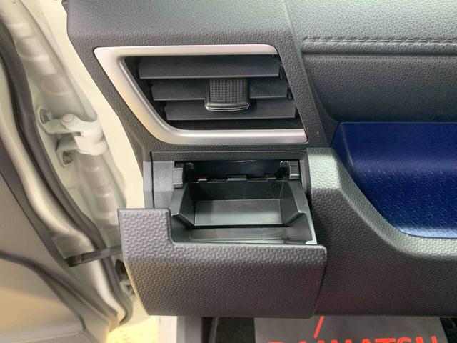 タンクカスタムＧ　Ｓ　トヨタ純正ナビ　バックカメラ　タイヤ４本新品まごころ保証（納車日から１年・走行距離無制限）付き　トヨタ純正ナビ　バックカメラ　キーフリー　オートエアコン　クルーズコントロール　衝突被害軽減ブレーキ　ＬＥＤヘッドライト（静岡県）の中古車
