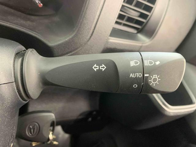 ハイゼットカーゴＤＸ　　元社用車使用　ＣＶＴ　ラジオ　キーレスエントリーまごころ保証（納車日から１年・走行距離無制限）付き　ＣＶＴ車　ラジオ　キーフリー　エアコン　パワステ　パワーウィンドウ　衝突被害軽減ブレーキ　ＡＢＳ　両席エアバッグ（静岡県）の中古車
