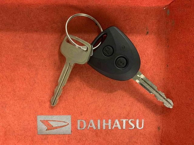 ムーヴＬ　元社用車使用　Ｂｌｕｅｔｏｏｔｈ＆ＵＳＢチューナーまごころ保証（納車日から１年・走行距離無制限）付き　Ｂｌｕｅｔｏｏｔｈ＆ＵＳＢチューナー　ＬＥＤヘッドライト　マニュアルエアコン　キーレスエントリー　衝突被害軽減ブレーキ　両側スライドドア（手動）（静岡県）の中古車