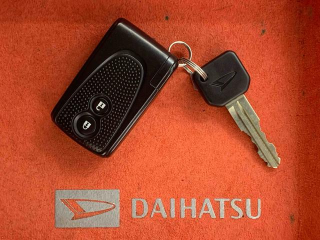ムーヴカスタム Xリミテッド ナビ バックカメラ納車日から3ヵ月5,000km保証付き ナビ バックカメラ オートエアコン HIDヘッドライト キーフリー フォグランプ アルミホイール(静岡県)の中古車