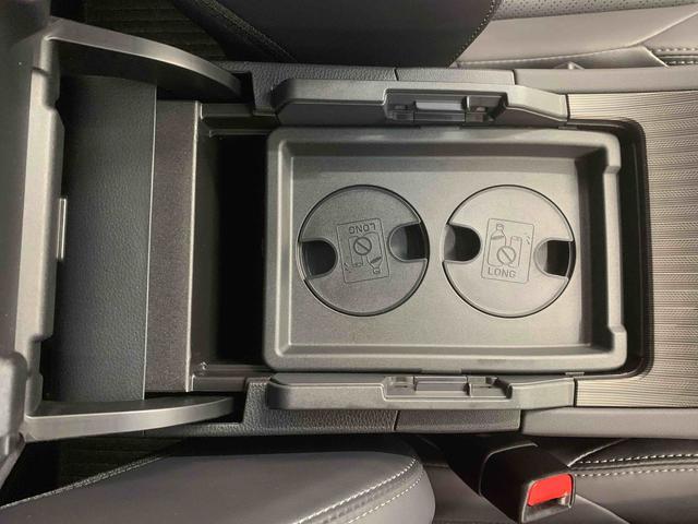 ハリアーハイブリッドＺ　レザーパッケージまごころ保証（納車日から１年・走行距離無制限）付き　ハイブリッド車　パワーバックドア　ナビ　ＥＴＣ　全周囲モニター　ＪＢＬサウンドシステム　クルーズコントロール　シートヒーター　ステアリングヒーター（静岡県）の中古車