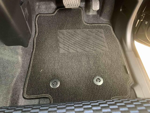 タントカスタムＲＳ　ターボ　９型ディスプレイ　バックモニターまごころ保証（納車日から１年・走行距離無制限）付き　元当社社用車　ターボ　９インチスマホ連携ディスプレイオーディオ　バックカメラ　メッキパック装着　オートエアコン　シートヒーター　キーフリー（静岡県）の中古車